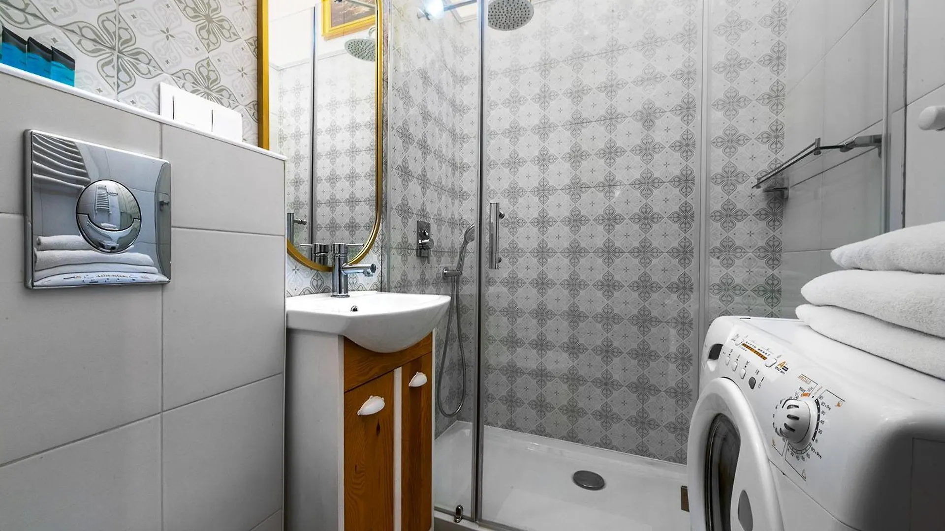Beautiful Flat. Great Location. Apartment Warsaw